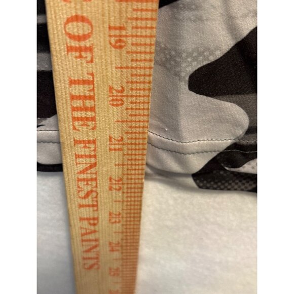 Under Armour Youth Camouflage Athletic Shirt Size L Polyester - Picture 3 of 10